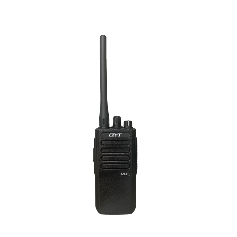 What is the difference between analog and digital walkie talkie
